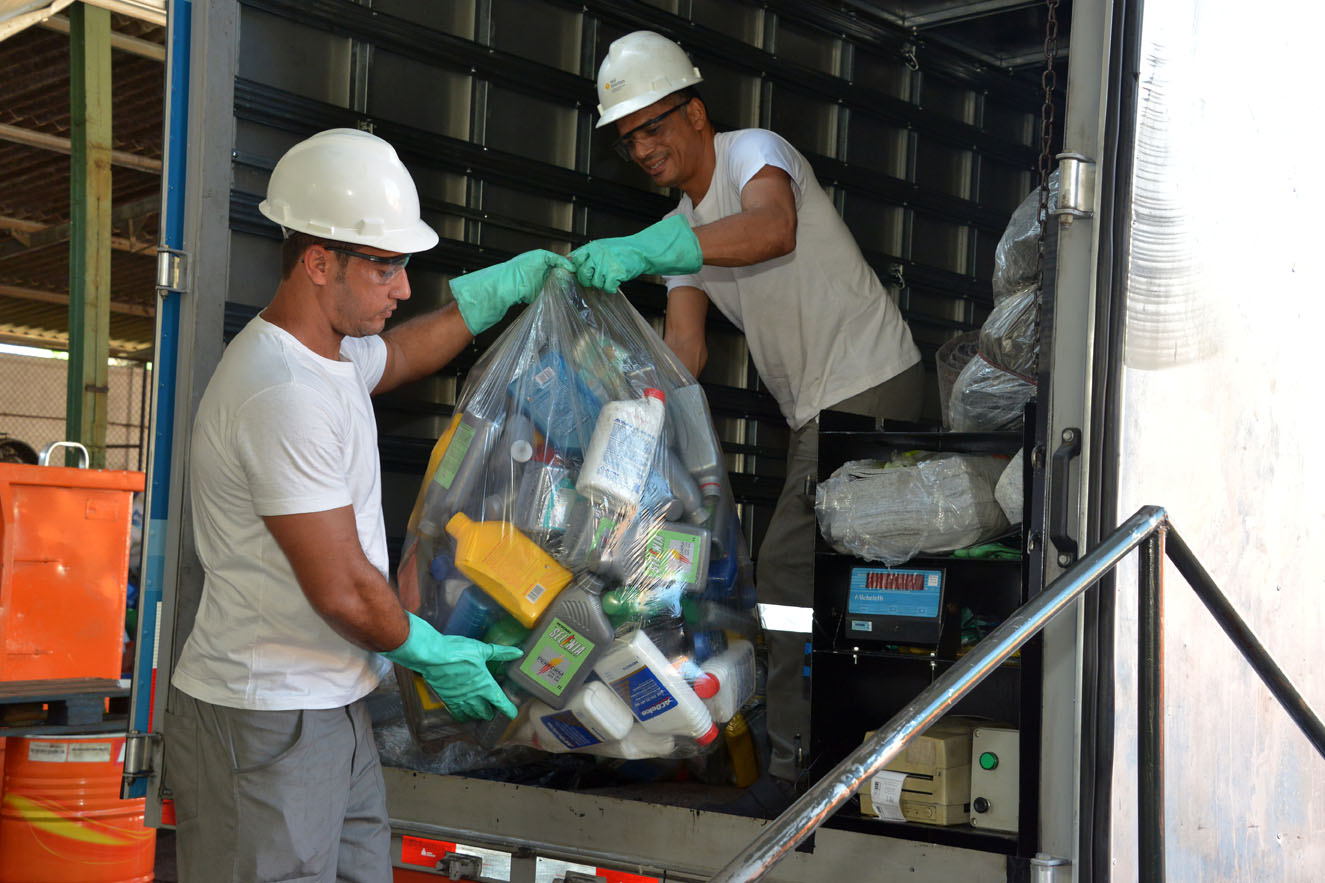 Grupo Kurujão e Instituto Jogue Limpo coletam juntos pela reciclagem